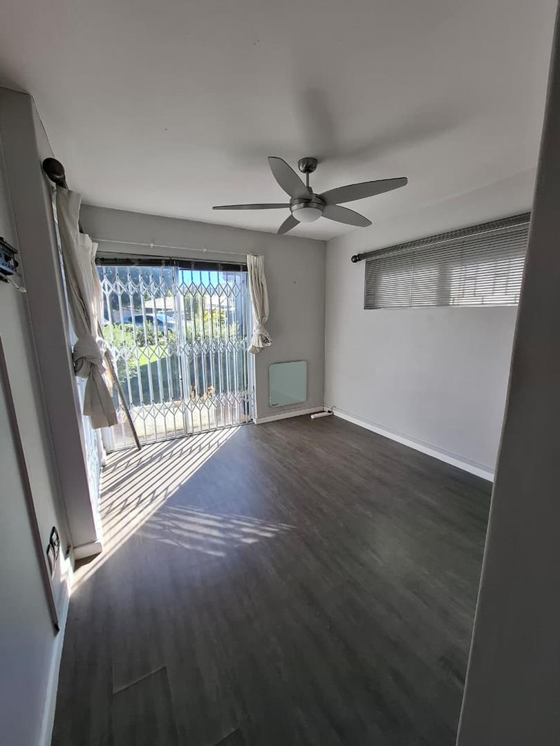 To Let 2 Bedroom Property for Rent in Kenridge Western Cape